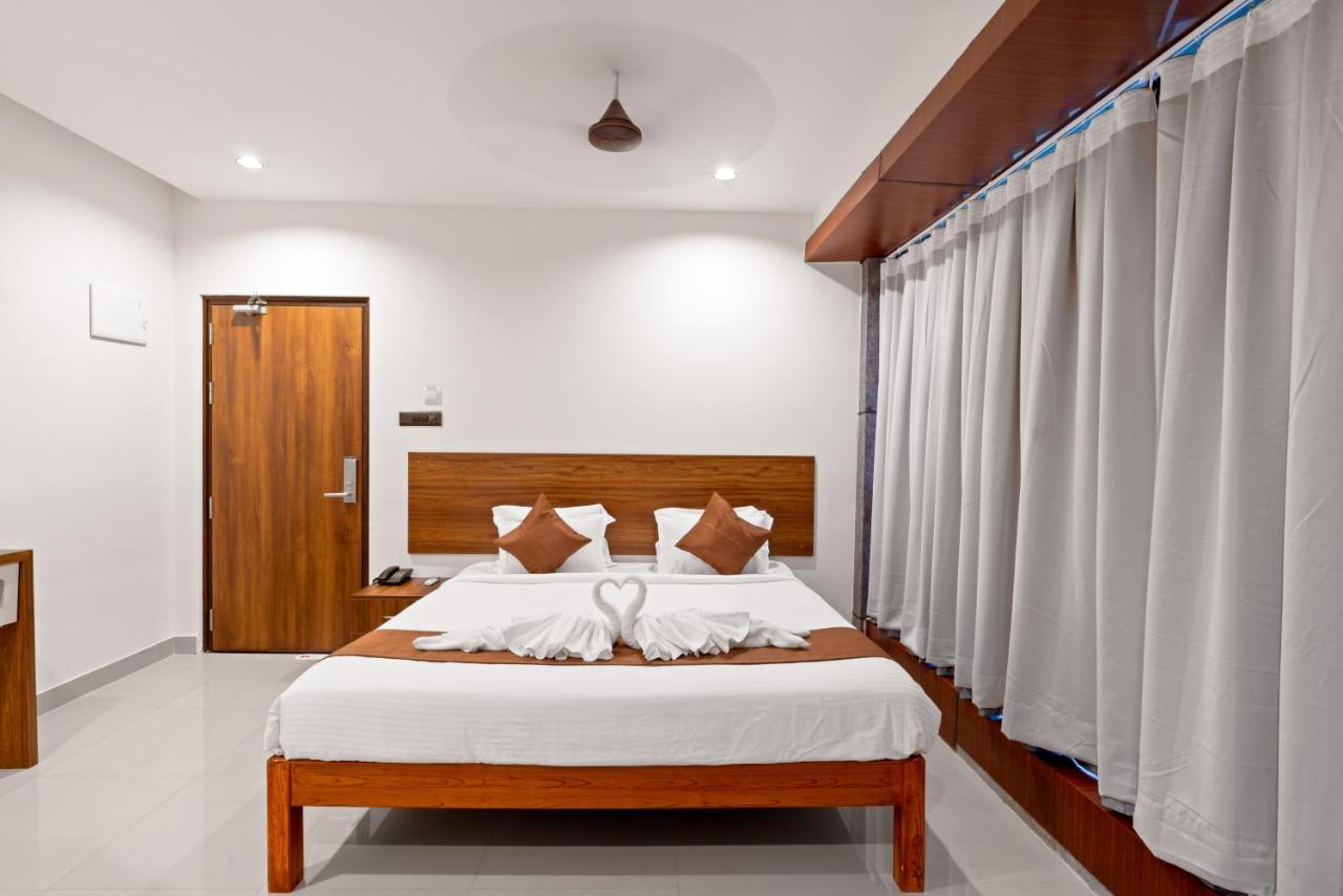 The Elite Hotel Hajdarabad Zewnętrze zdjęcie